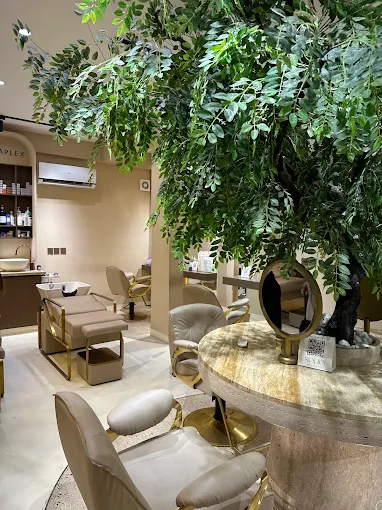 SOHO Salon — elegant interior